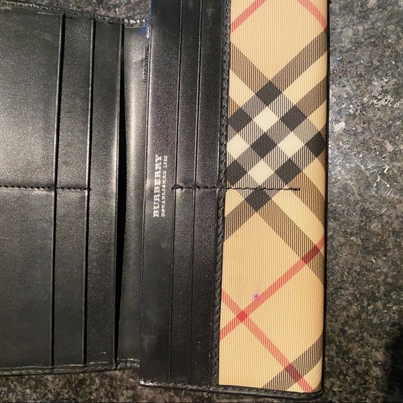 Burberry wallet - Picture 7 of 7